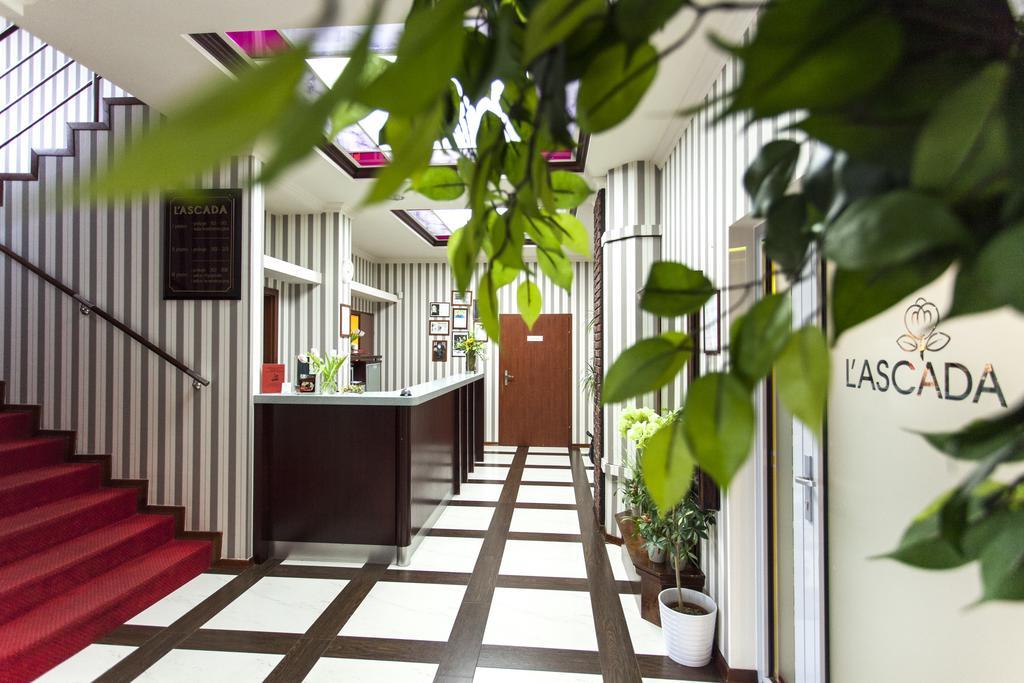 L'Ascada Hotel Śrem Dış mekan fotoğraf